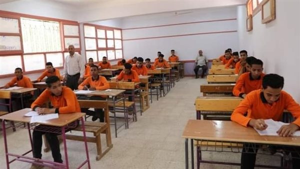 انطلاق امتحانات الدبلومات الفنية بالوادي الجديد وسط إجراءات تنظيمية مشددة