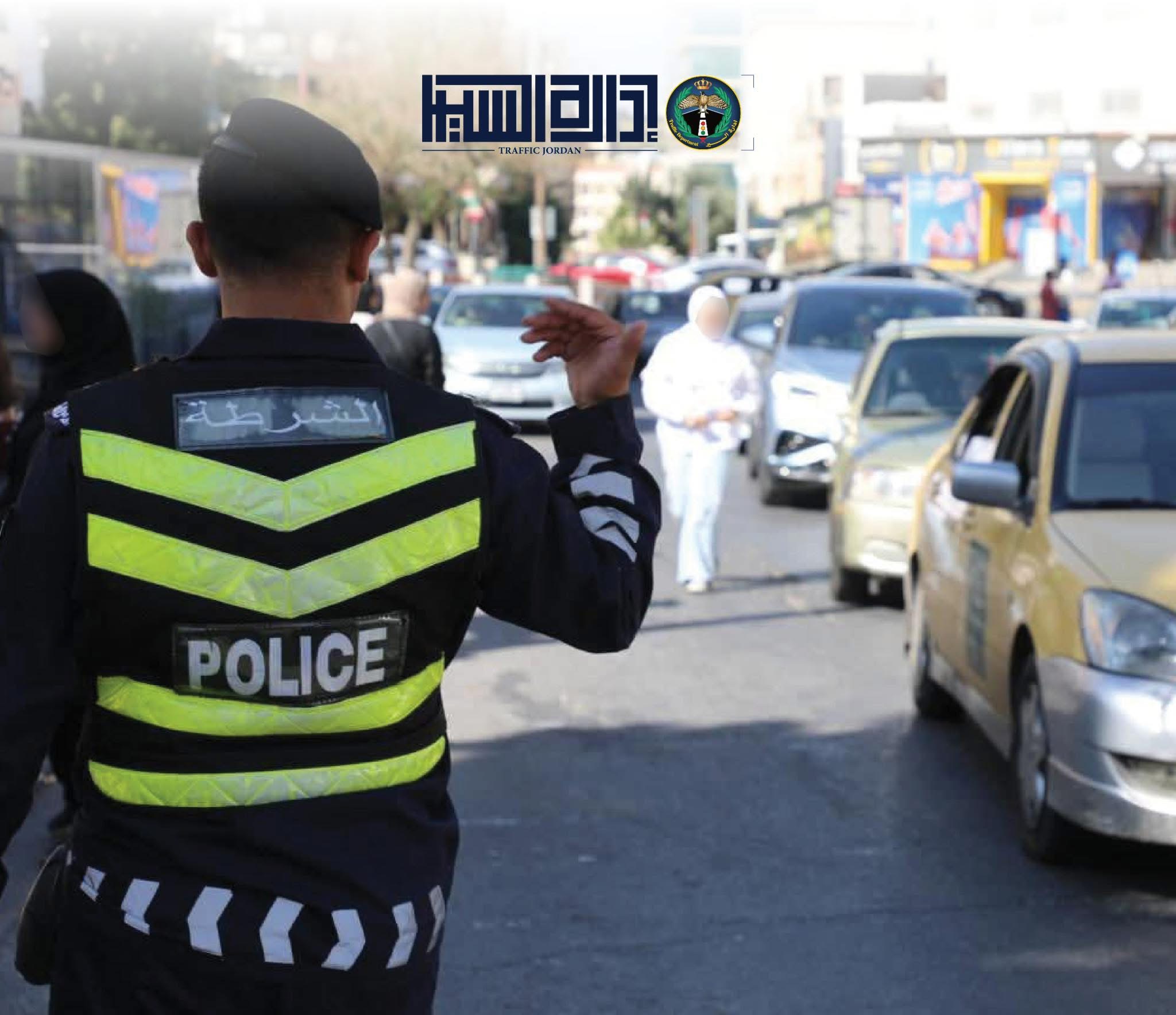 الاردن : رقيب سير ينقذ حياة شابة بعد تعرّضها لحالة مرضية ويقود مركبتها ويوصلها لأقرب مستشفى