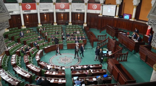 مقترح قانون لتعديل شروط منح الجنسية التونسية