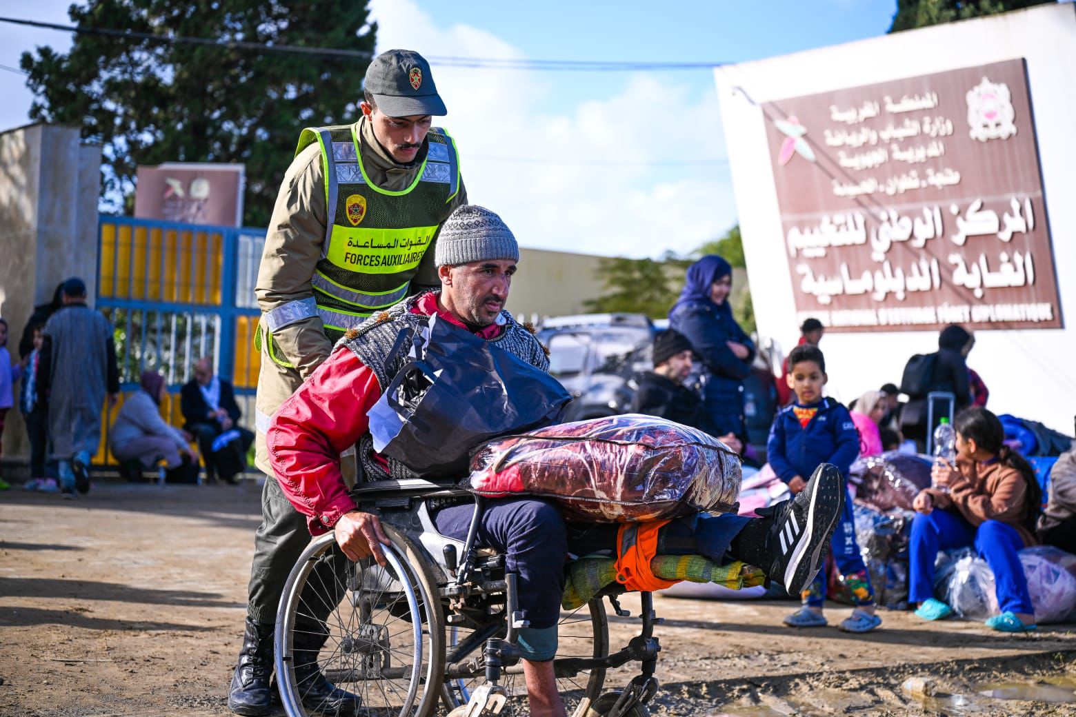 الداخلية تعلن السماح بعودة سكان القصر الكبير إلى منازلهم باستثناء 3 مناطق