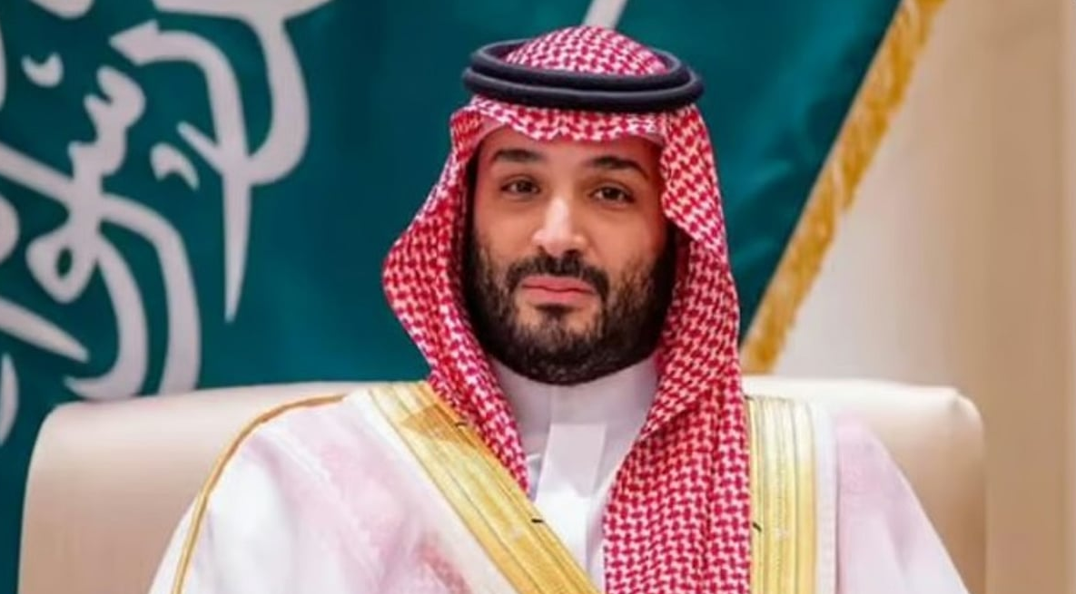 ولي العهد يتلقى اتصالًا هاتفيًا من الرئيس الفرنسي ويستعرضان تطورات الأوضاع الإقليمية والدولية