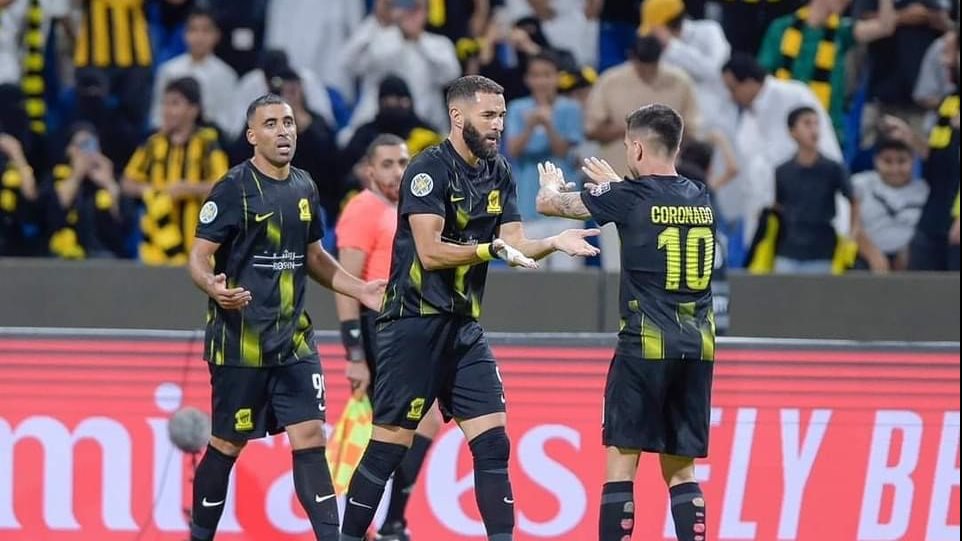 إقالة رينارد من تدريب منتخب السعودية