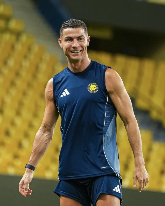 تضاعفت ثروة «رونالدو» أكثر من 4 مرات منذ قدومه إلى النصر