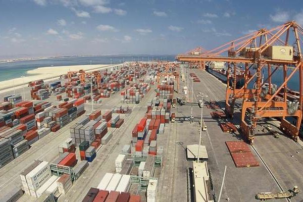 256 مليون ريال فائض الميزان التجاري لسلطنة عمان-عاجل