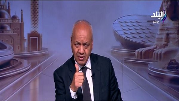 تعلق قوي من مصطفى بكري عن أزمة كلاب الشوارع: تسميم الكلاب ليس حلا