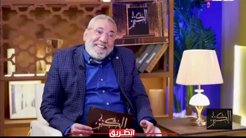 الإعلامي أشرف محمود: احتقار الآخرين طريق الخروج من دائرة حب الله