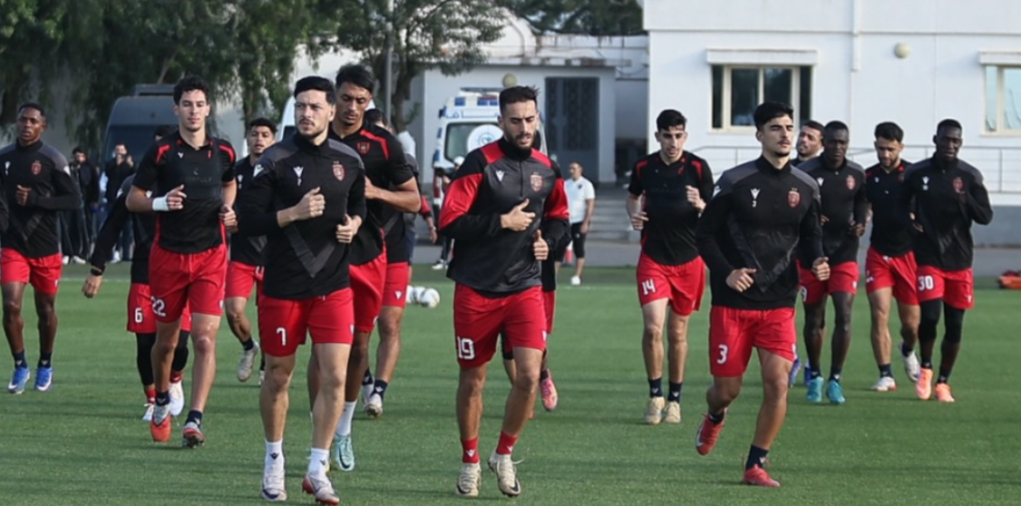 بالصور.. اتحاد العاصمة يواصل تحضيراته لنهائي كأس "الكاف"