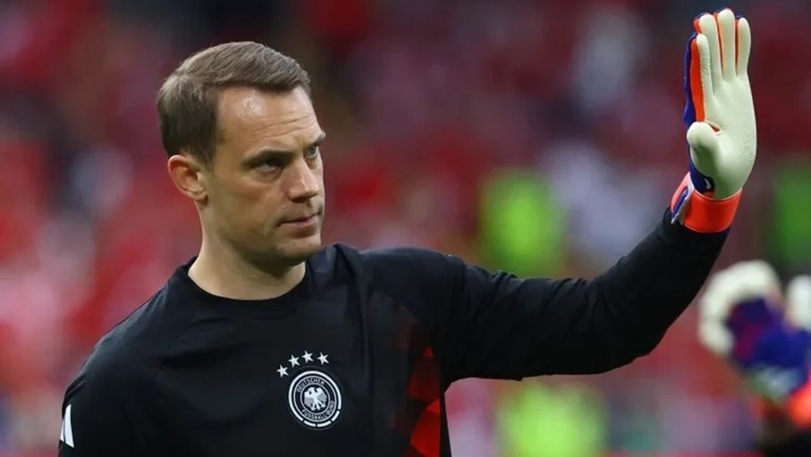 عاد من الاعتزال في الـ40.. نوير يتصدر قائمة ألمانيا لكأس العالم
