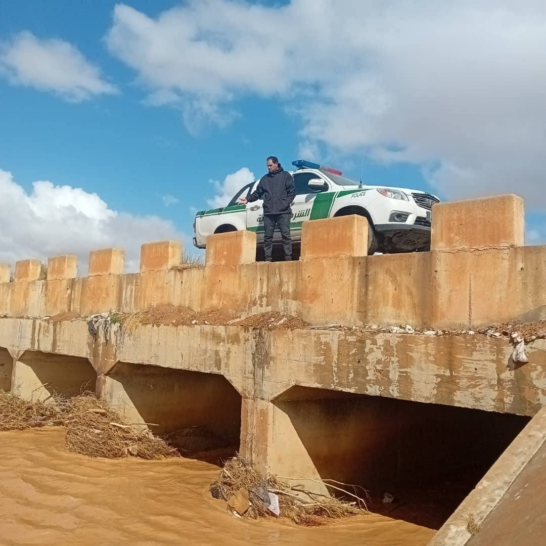 الشرطة الزراعية بطرابلس وسوق الخميس تطمئن المواطنين: مجاري الأودية تجري بصورة طبيعية