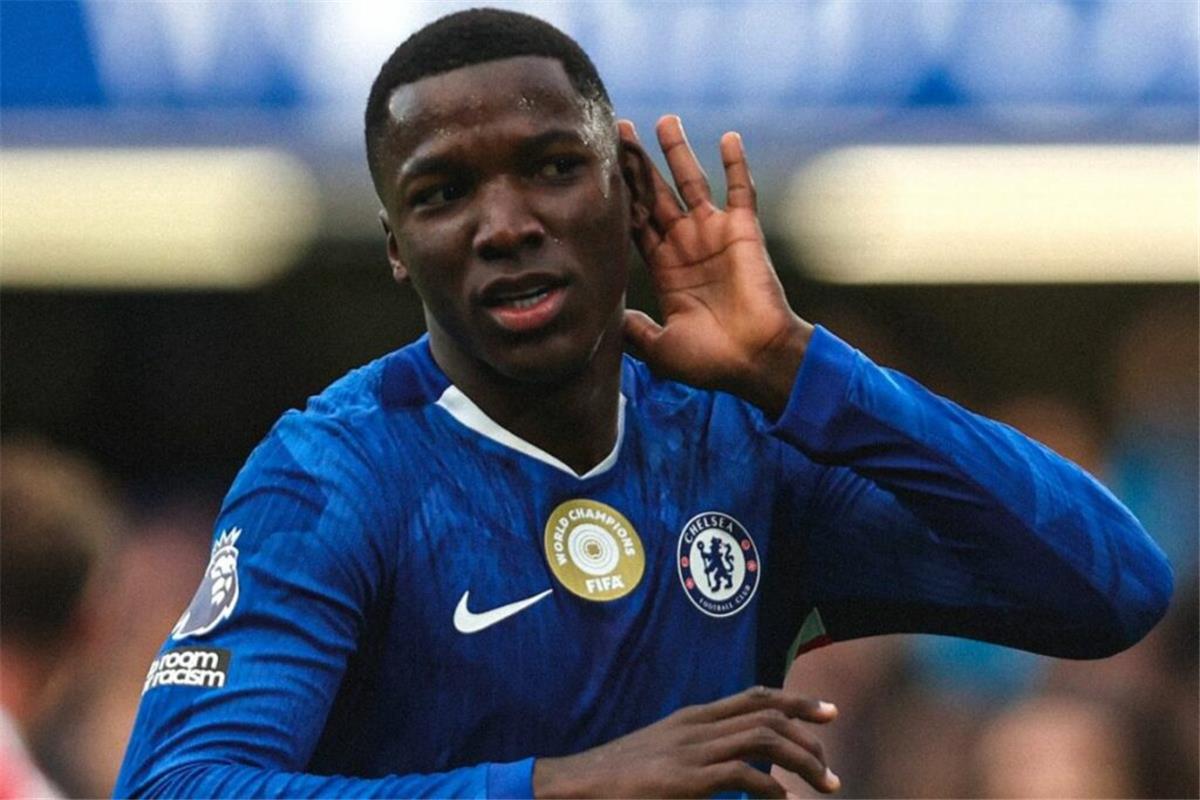 كايسيدو مشيدًا بنجم ليفربول: لاعب رائع