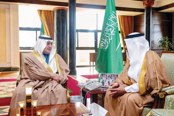 أمير تبوك يثمن حصول مطار سلطان بن عبدالعزيز على جائزة أفضل "تجربة المسافر"