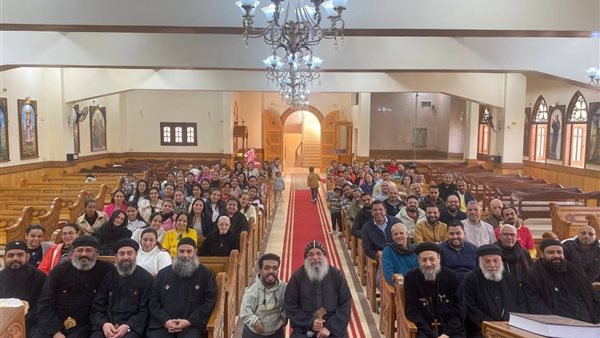 إيبارشية بنها تشرح مفتاح السعادة الزوجية في لقاء للمتزوجين