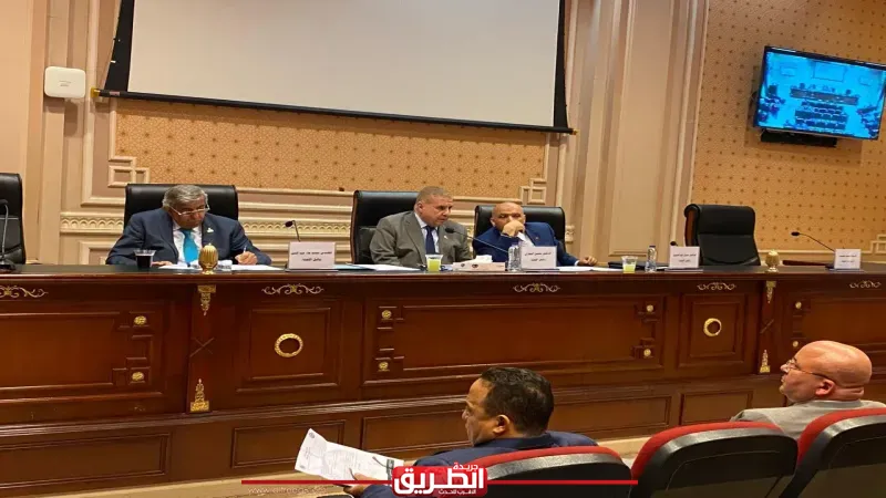 زراعة الشيوخ توصي بتدريب المزارعين على استخدام الميكنة الزراعية واستخدام المعدات الحديثة في الزراعة