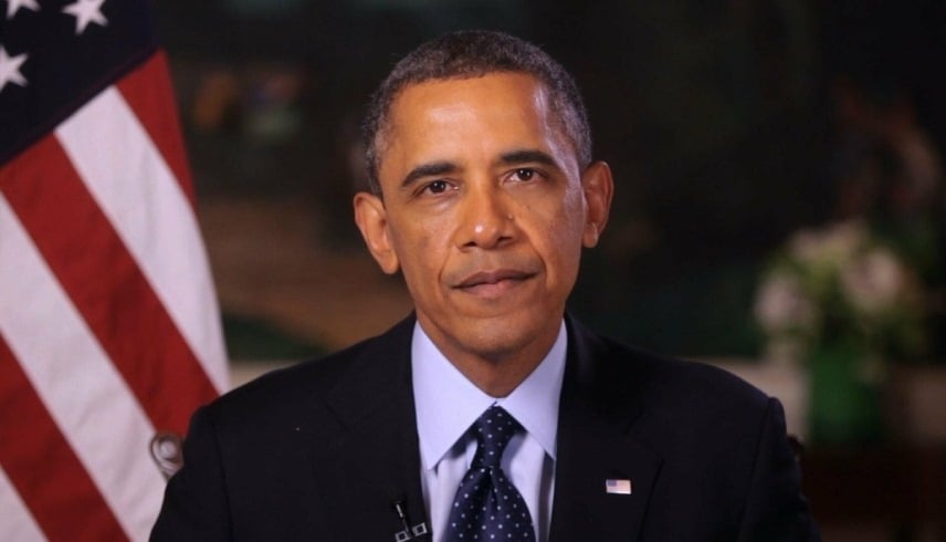 هل تخفي أمريكا كائنات فضائية في معسكراتها؟.. أوباما يفجّر مفاجأة مدوية