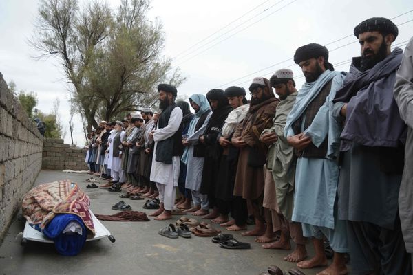 زلزال يتسبب في مقتل 12 شخصا على الأقل في أفغانستان