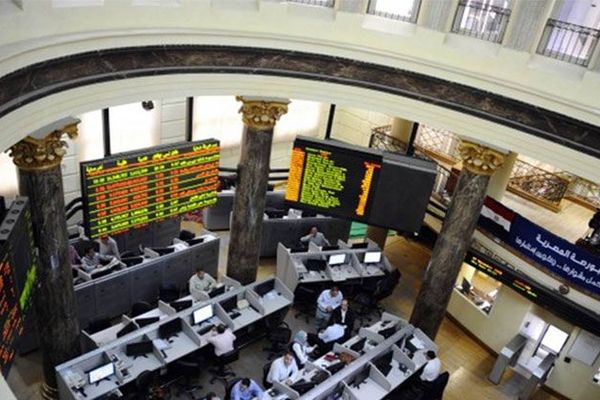 طاقة عربية وغاز مصر يستفيدان من التوترات الجيوسياسية ويصعدان بأكثر من 5%