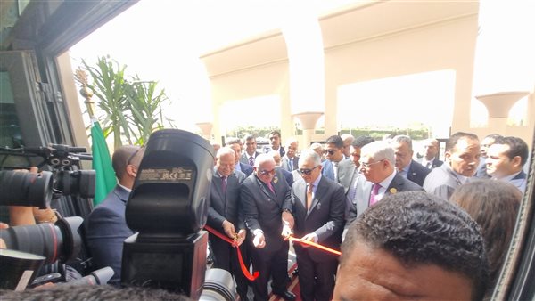 وزير العدل والنائب العام ورئيس قضايا الدولة يتفقدون المقر الجديد (فيديو)