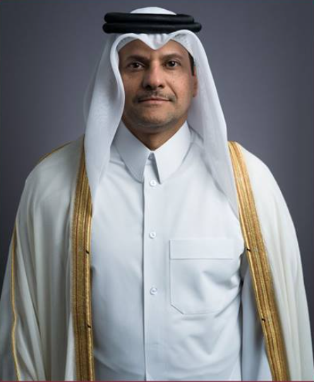 ‫ نائب رئيس مجلس الوزراء ووزير الدولة لشؤون الدفاع يتلقى اتصالا من نائب رئيس الوزراء ووزير التنمية الريفية والحضرية الماليزي