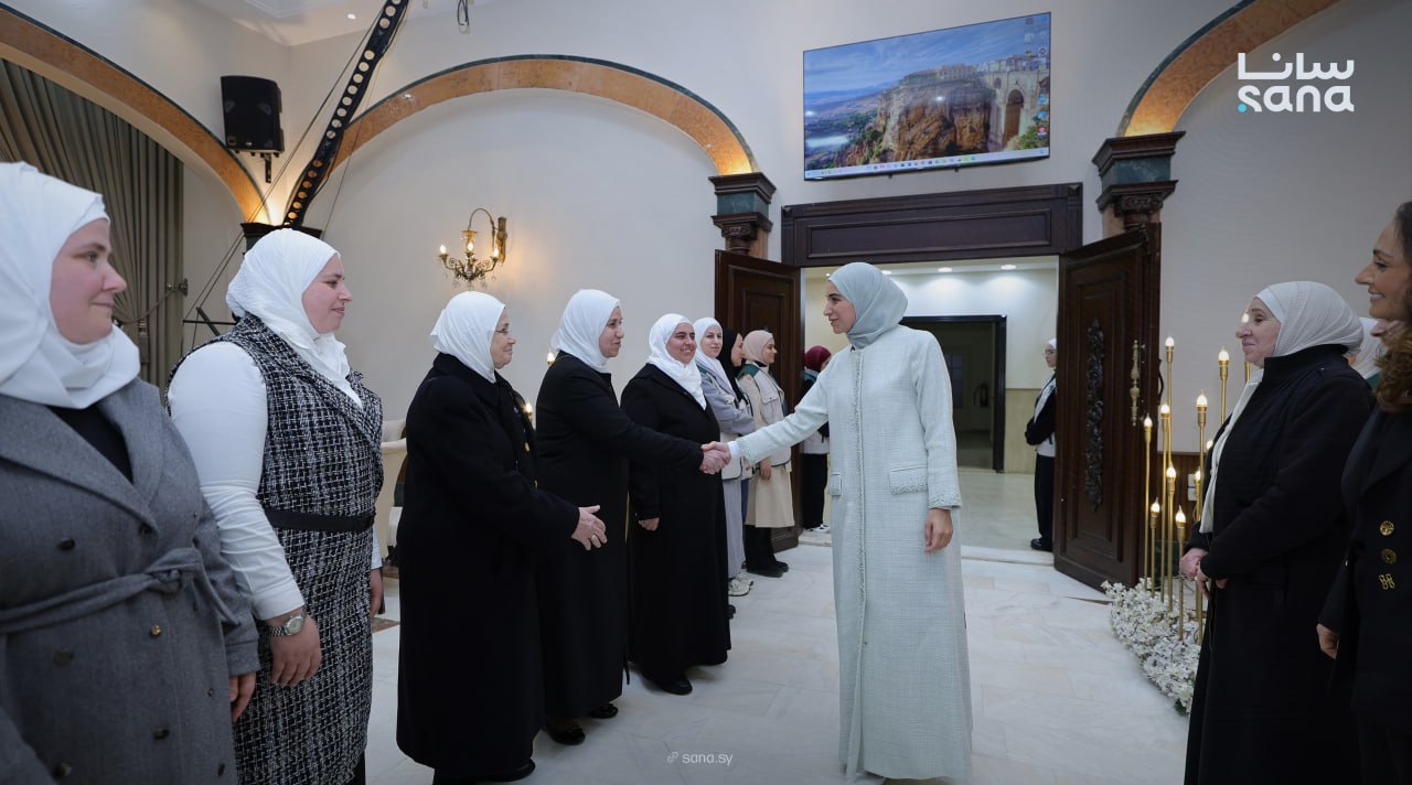 السيدة لطيفة الدروبي تزور ميتم الجمعية الخيرية الإسلامية بحمص وتشارك الأطفال إفطار رمضان