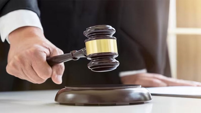 الحكم بالإعدام شنقًا لقاتل زوجته وابنته بالزهروني