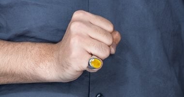 لماذا يرتدى بعض الرجال الياقوت الأصفر؟.. 8 فوائد يمنحها لصاحبه
