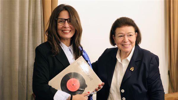 وزيرة الثقافة تبحث مع نظيرتها اليونانية تعزيز التعاون المشترك