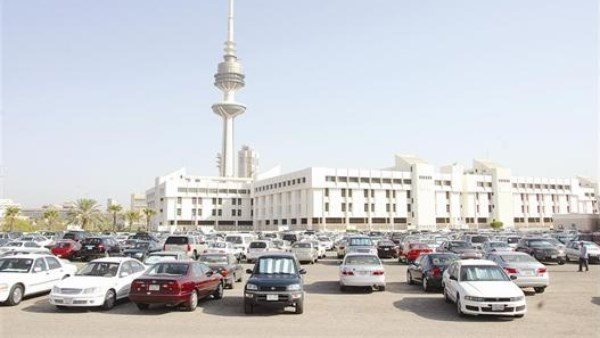 بعد تعرضه لاستهداف إيراني.. الكويت: استئناف العمل بمجمع الوزارات غدا