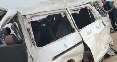 إصابة 5 أشخاص إثر انقلاب ميكروباص بطريق إسكندرية الصحراوي