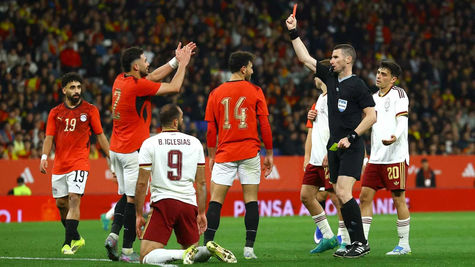 الاتحاد المصري يدين «الواقعة العنصرية المقيتة» في مباراة إسبانيا