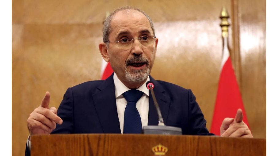 وزير الخارجية يبحث مع نظرائه المصري والتركي والقطري تطورات الأوضاع بالمنطقة