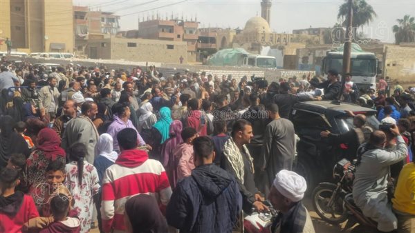 زفة لبطل دولة التلاوة، أهالي بني سويف يستقبلون الشيخ بلال سيف بالزغاريد والهتافات