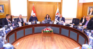 وزيرة التضامن تستعرض مشروع موازنة بنك ناصر بقيمة 44.7 مليار