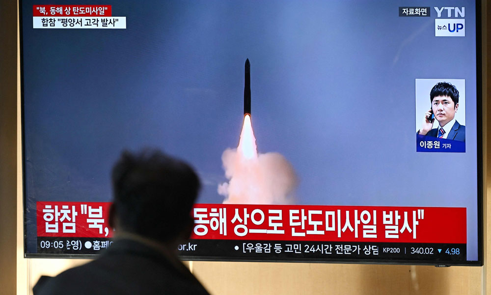 كوريا الشمالية تكشف عن قاذفة صواريخ جديدة قادرة على حمل رؤوس نووية