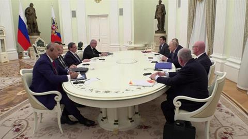 بوتين يؤكد دعم بلاده الدائم لكوبا وسط أزمة الوقود