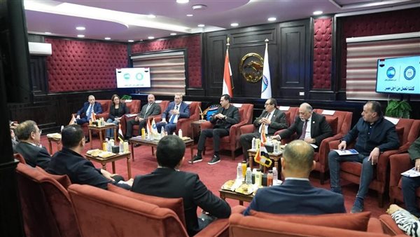 مستقبل وطن يعقد لقاء موسعا مع وزير البترول لمناقشة خطط التنمية