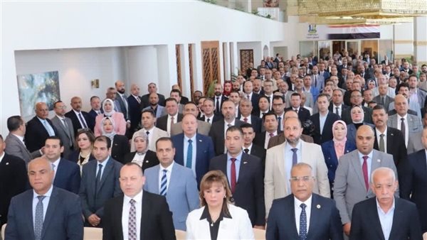 8 ملايين جنيه تكلفة إقامة 500 فرد، عمومية نقابة البترول في السخنة تثير الجدل