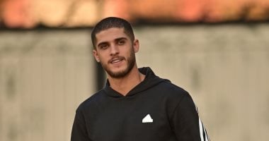 أحمد الشيخ: لاعبو الأهلى أصابهم التشبع.. وتوروب أقل من طموحات النادى