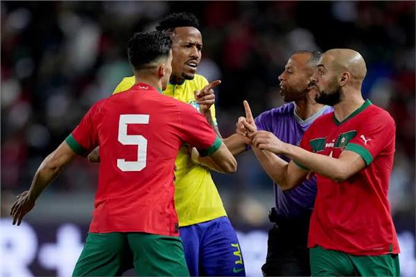 المغرب يتقدم على البرازيل بهدف إسماعيل الصيباري