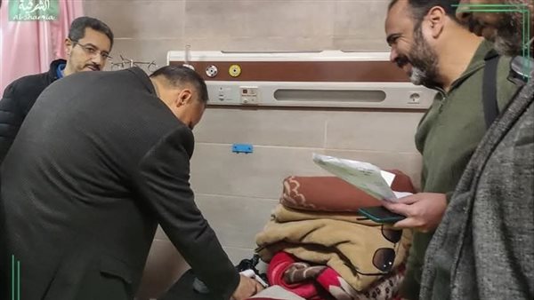 طفل مات.. محافظ الشرقية يزور طلاب مدرسة «صن رايز» المصابين بحادث تصادم