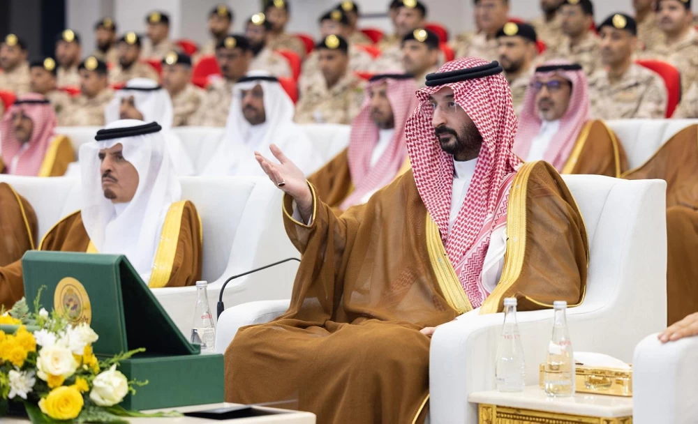 وزير الحرس الوطني يقف على جاهزية القوات المشاركة في موسم الحج