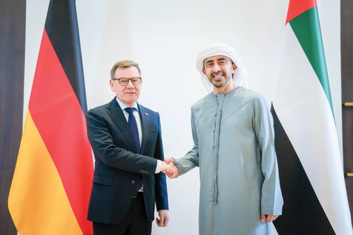 عبدالله بن زايد يبحث ونظيره الألماني تداعيات الاعتداءات الإيرانية الغاشمة