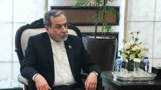 إيران: واجهنا تهديدات بالحصار بينما كنا على وشك الاتفاق بباكستان