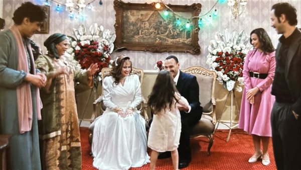 مسلسل مناعة الحلقة 10، زواج هند صبري وأحمد خالد صالح