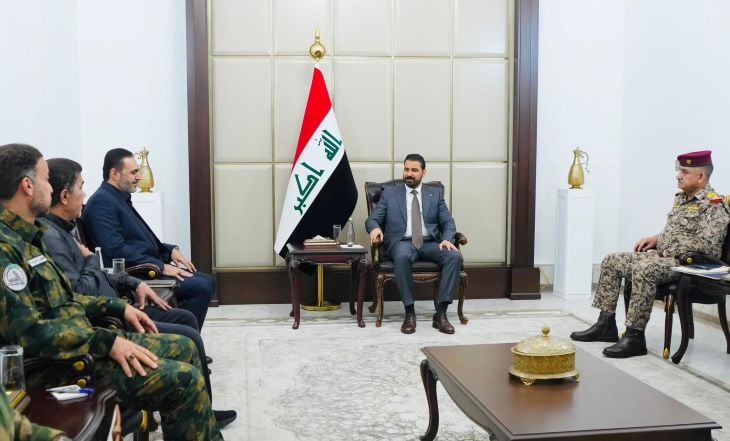 العراق: فصائل جديدة ستتخلى عن السلاح … وأمريكا تتحدث عن “استعادة السيادة”