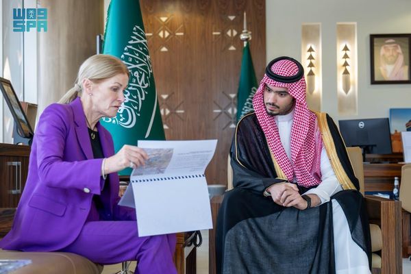 راكان بن سلمان يستقبل الرئيس التنفيذي للمسار الرياضي