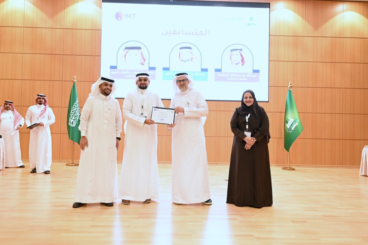 11 جامعة تنافست على جوائز مسابقة 3MT” 2026 “بجامعة الملك عبدالعزيز