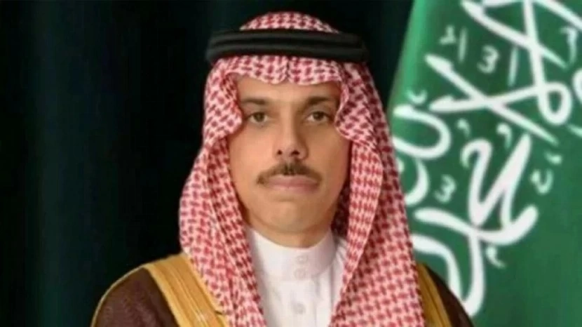 وزير الخارجية يتلقى اتصالاً هاتفياً من نظيره البحريني