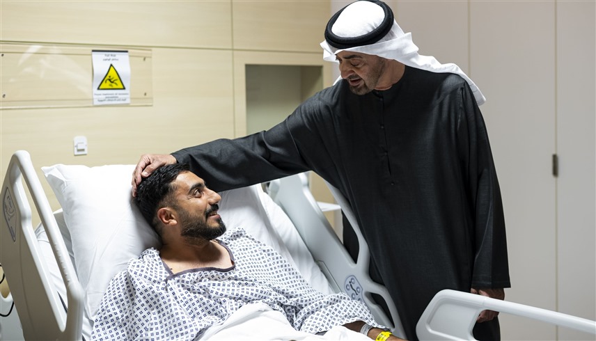 محمد بن زايد للمصابين إثر الاعتداءات الإيرانية: أنتم بين أهلكم وفي بلدكم
