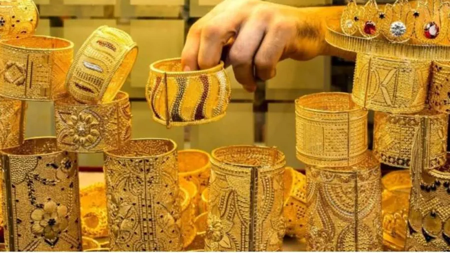 انخفاض أسعار الذهب محليًا إلى 92.10 دينارًا