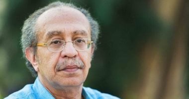 عصام السيد يقدم ورشة متخصصة في الإخراج المسرحي بجامعة العاصمة